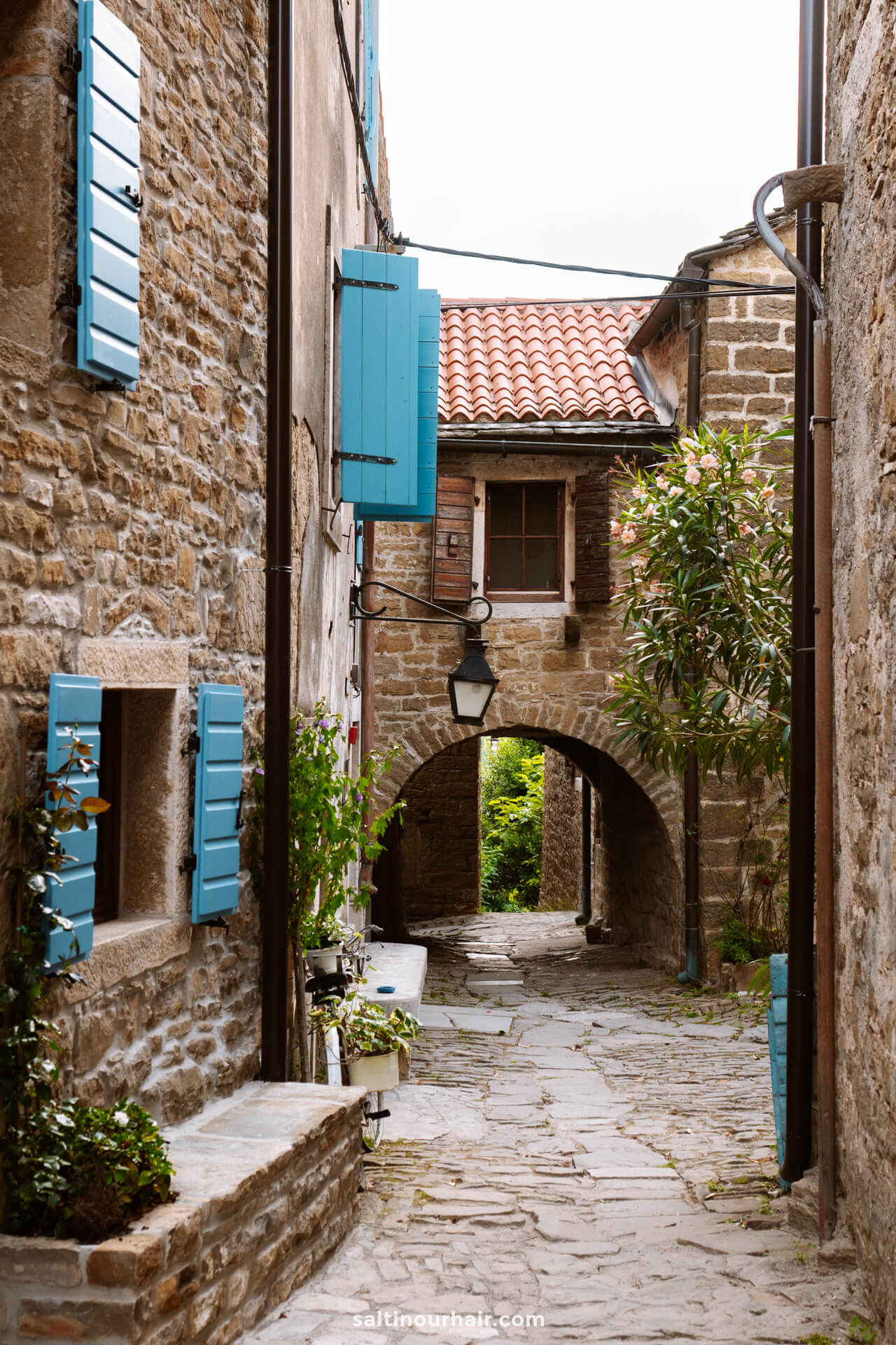 Read more about the article Groznjan, Croatia: Discover The Town of Artists